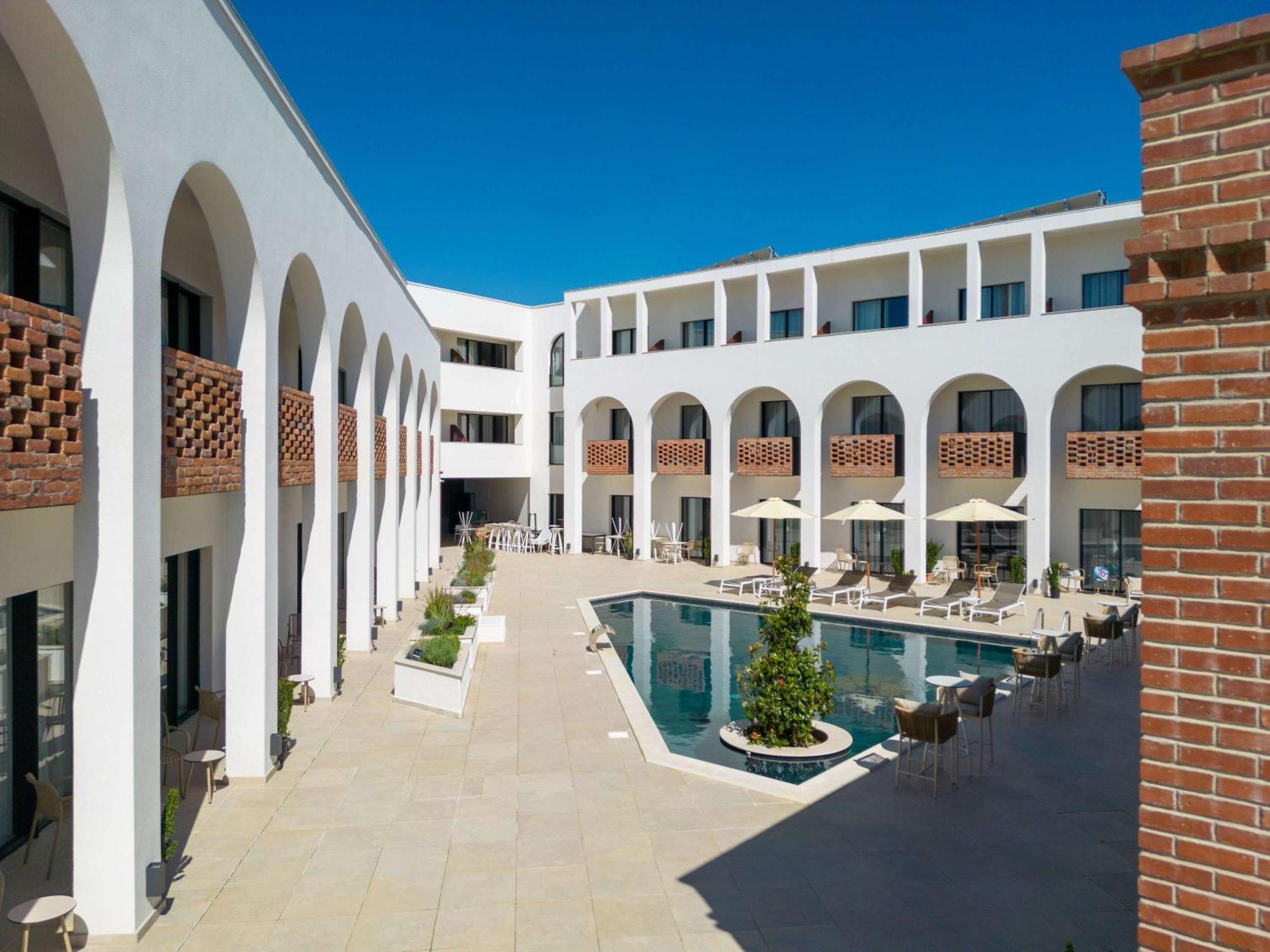 Mercure Conacul Cozieni Bukarest Exterior foto